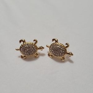 Lilly Pulitzer turtle earrings